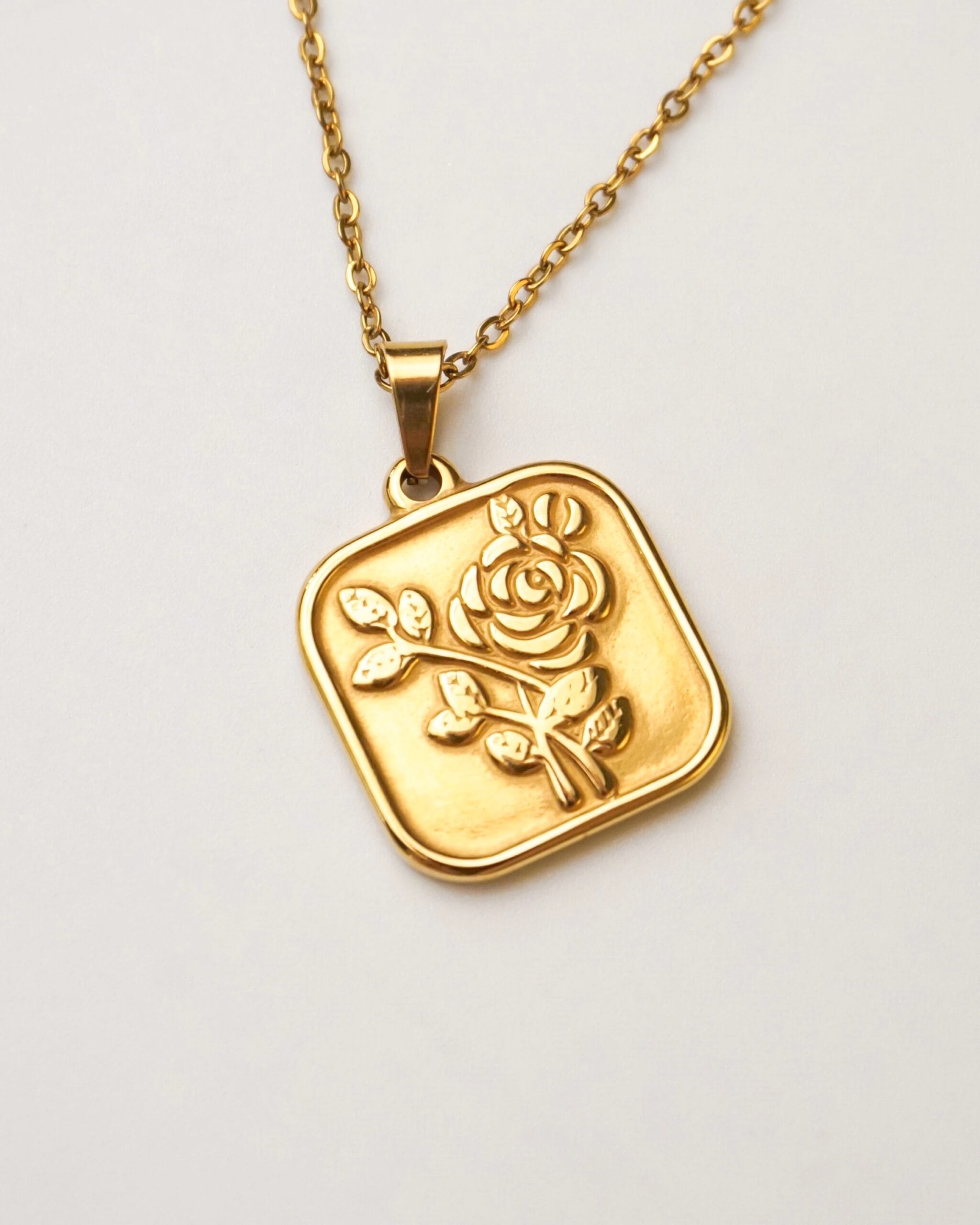 Rose Charm - Ảnh 2